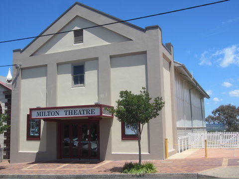 Milton Theatre - Accommodation Brunswick Heads 0