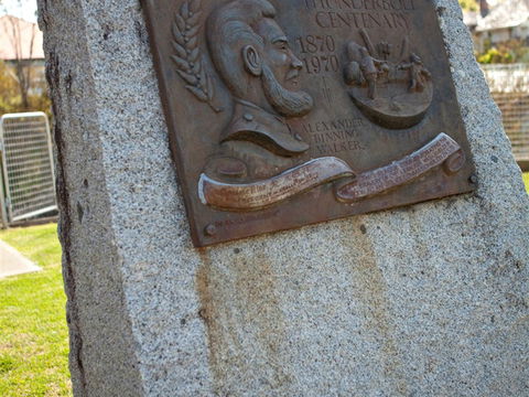 Thunderbolt's Statue And Constable Walker Memorial - Accommodation Brunswick Heads 1