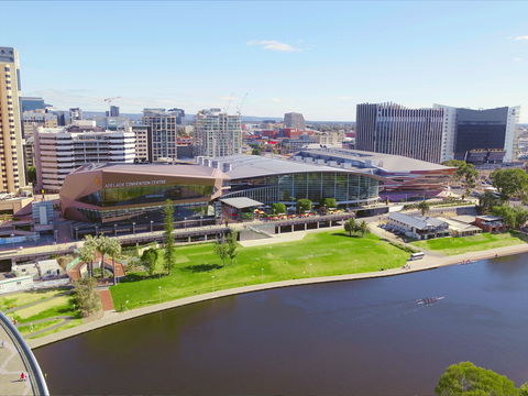 Adelaide Convention Centre - Accommodation Brunswick Heads 2