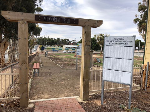 Moonta Area School Memorial Trail - Accommodation Brunswick Heads 1
