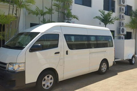 Airport Transfer To Or From Cairns Hotels For Up To 13 People (7am-10pm) - Accommodation Brunswick Heads 0