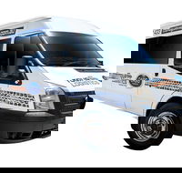 Premium Van Private Transfer Cairns Airport - Cairns City. - Accommodation Brunswick Heads