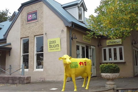 Adelaide Hills Regional / Hahndorf German Village Tour - Accommodation Brunswick Heads 1