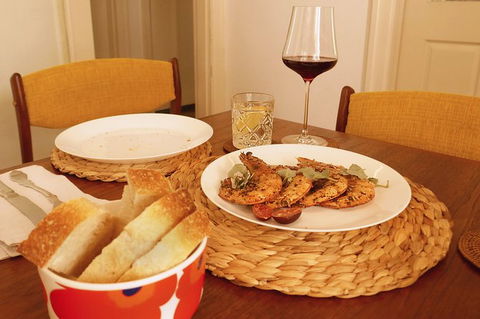 Gourmet Meal In Melbourne With A Local In Her Beautiful Home - Accommodation Brunswick Heads 6