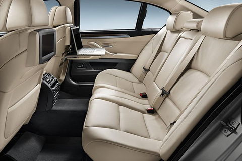 Arrival Private Transfer Melbourne Airport MEL To Melbourne City By Business Car - Accommodation Brunswick Heads 1