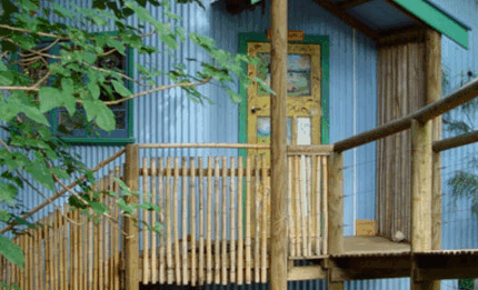 Blue Poles Gallery - Accommodation Brunswick Heads