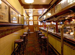 Fortune Of War Hotel - Accommodation Brunswick Heads 1