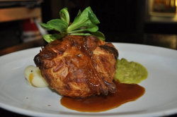 Porterhouse Hotel - Accommodation Brunswick Heads 2