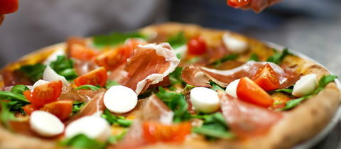 Camelot Gourmet Pizza - Accommodation Brunswick Heads 1