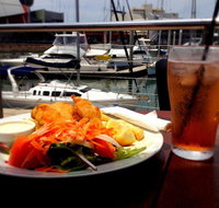 Townsville Yacht Club - Accommodation Brunswick Heads