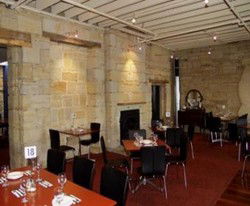 Customs House Waterfront Hotel - Accommodation Brunswick Heads 1