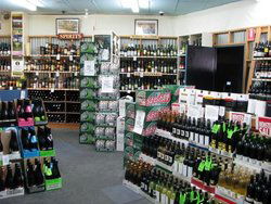Mayfair Tavern & Bottleshop - Accommodation Brunswick Heads 3