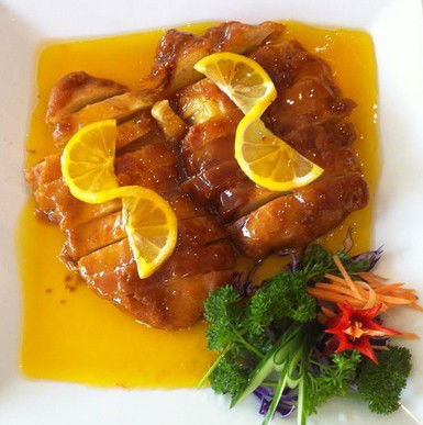 Chives Chinese & Thai Seafood Restaurant - Accommodation Brunswick Heads 0