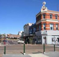 Robin Hood Hotel - Accommodation Brunswick Heads