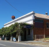 Red Hill Hotel - Accommodation Brunswick Heads