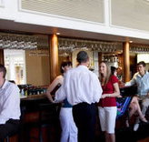 Cairns International Lobby Bar - Accommodation Brunswick Heads