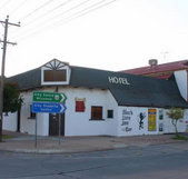 Black Lion Inn Hotel - Accommodation Brunswick Heads