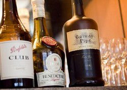Duxton Hotel - The Lobby Bar - Accommodation Brunswick Heads 0