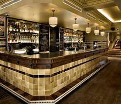 Strawberry Hills Hotel - Accommodation Brunswick Heads 1