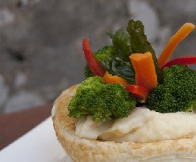 Claude's Kitchen - Accommodation Brunswick Heads 3