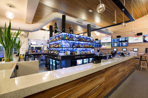 Coolum Beach Hotel - Accommodation Brunswick Heads 4