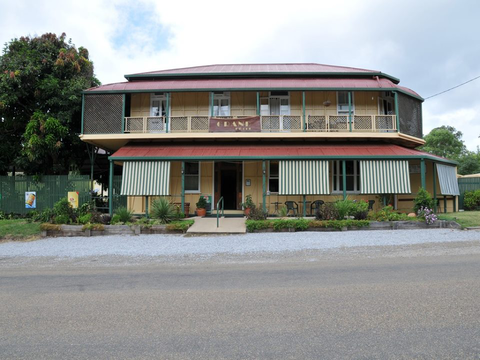 Grand Hotel Many Peaks - Accommodation Brunswick Heads 4