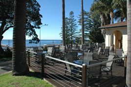 Ocean Beach Hotel - Accommodation Brunswick Heads 2