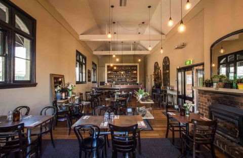Union Bank Wine Bar - Accommodation Brunswick Heads 0