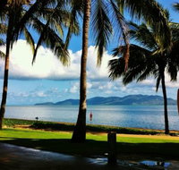 Harolds Seafood on The Strand - Accommodation Brunswick Heads