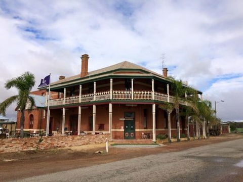 Greenhills Inn - Accommodation Brunswick Heads 2