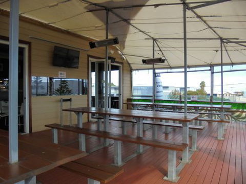 Zebra Crossing Bar & Bistro - Accommodation Brunswick Heads 4