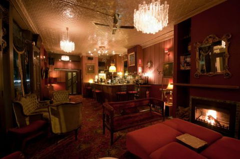 Back Bar Cocktail Lounge & Function Venue - Accommodation Brunswick Heads 0