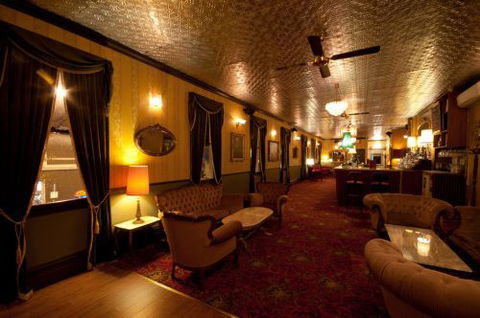 Back Bar Cocktail Lounge & Function Venue - Accommodation Brunswick Heads 2