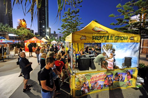 Surfers Paradise Beachfront Markets - Accommodation Brunswick Heads 0