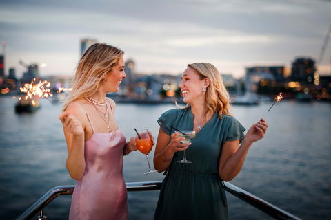 Christmas Day Lunch Cruises - Accommodation Brunswick Heads 0