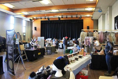 Jindabyne Hall Markets - Accommodation Brunswick Heads 0