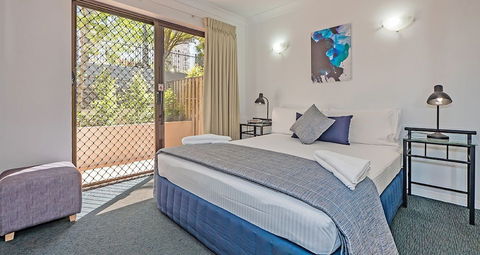 Burleigh On The Beach Holiday Apartments - Accommodation Brunswick Heads 4
