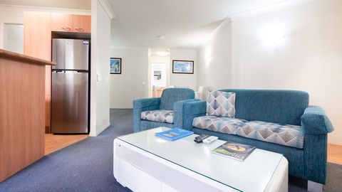 Burleigh On The Beach Holiday Apartments - Accommodation Brunswick Heads 6