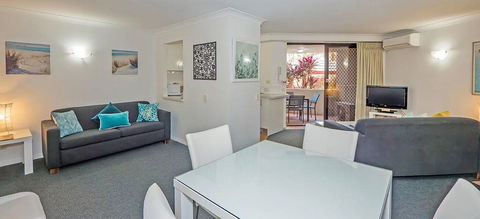 Burleigh On The Beach Holiday Apartments - Accommodation Brunswick Heads 5