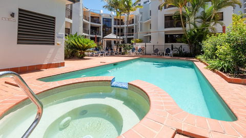 Burleigh On The Beach Holiday Apartments - Accommodation Brunswick Heads 3