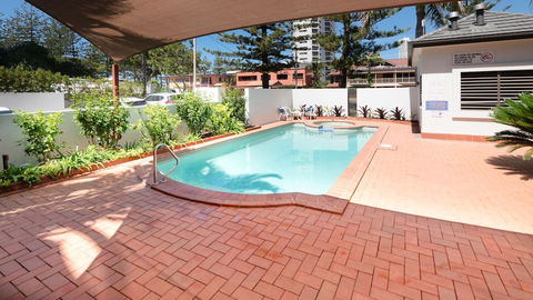 Burleigh On The Beach Holiday Apartments - Accommodation Brunswick Heads 1