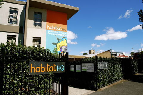 Habitat HQ - Hostel - Accommodation Brunswick Heads 1