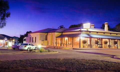 The Standpipe Golf Motor Inn - Accommodation Brunswick Heads 1