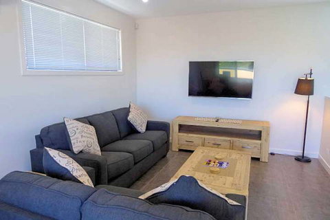 Fawkner Executive Suites & Serviced Apartments - Accommodation Brunswick Heads 5