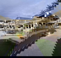 Montego Mermaid Beach Motel - Accommodation Brunswick Heads