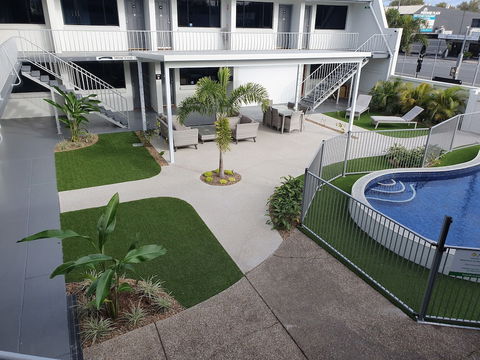 Montego Mermaid Beach Motel - Accommodation Brunswick Heads 1