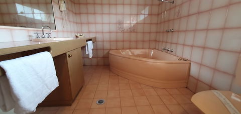 Pines Country Club Motor Inn - Accommodation Brunswick Heads 6