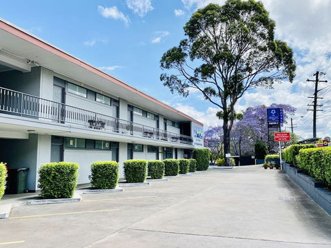 The Select Inn Ryde - Accommodation Brunswick Heads 0