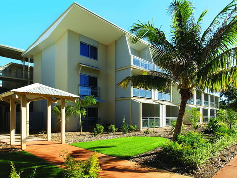 Oaks Broome Hotel - Accommodation Brunswick Heads 1