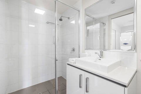 Essence Apartments Chermside - Accommodation Brunswick Heads 5